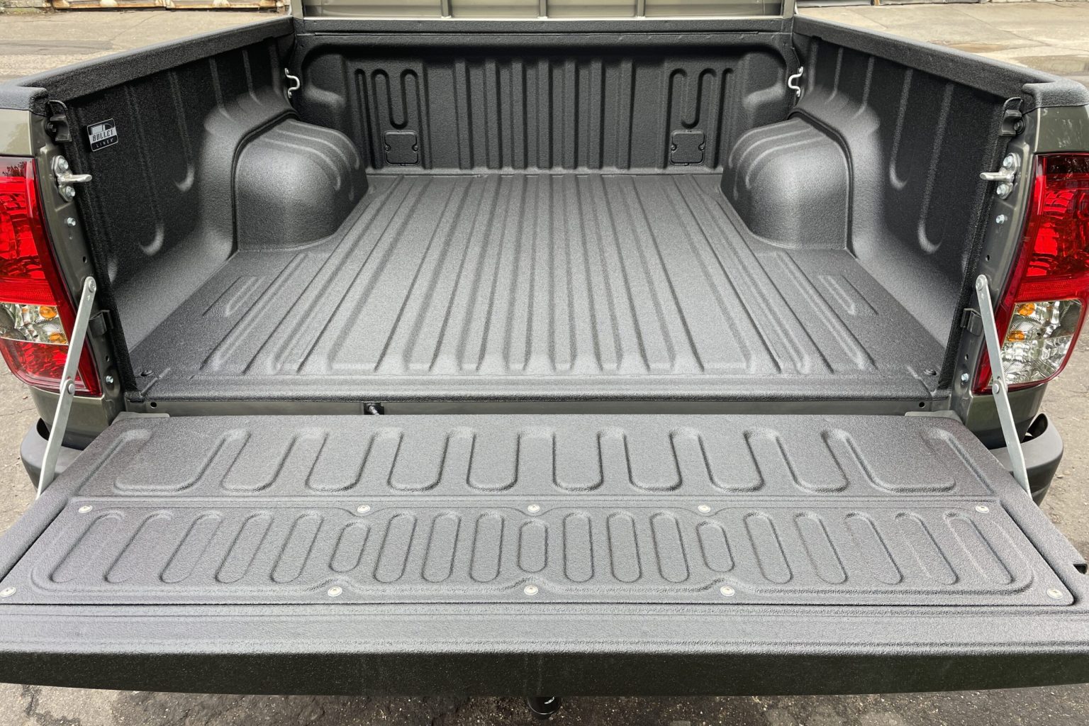 Aizsargpārklājums pikapu kravas kastēm